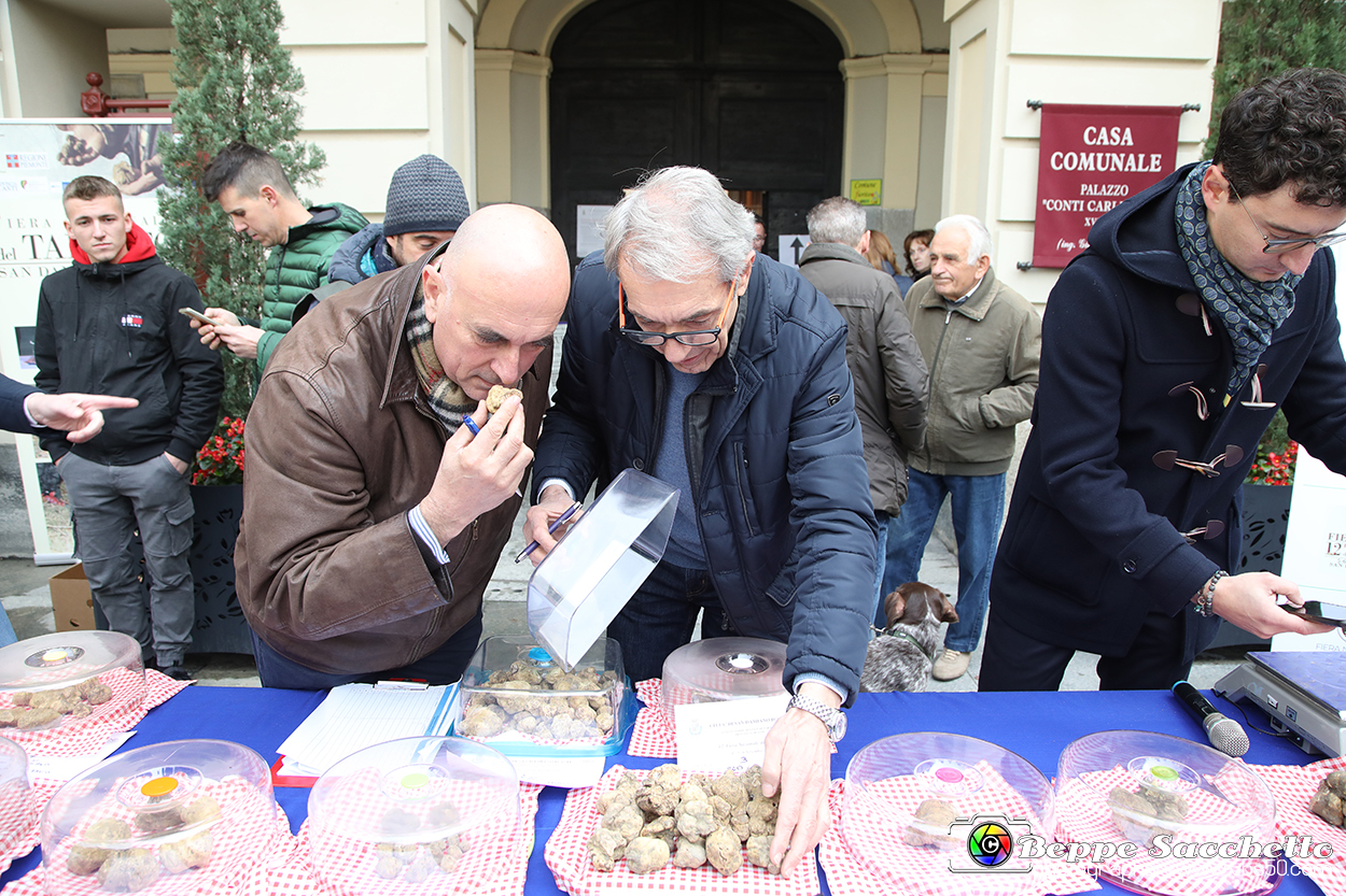 VBS_6992 - Fiera dei Santi - 12.ma Fiera Nazionale del Tartufo.jpg
